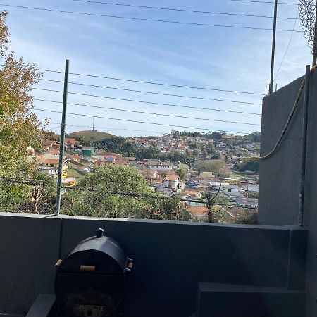 Апартаменты Kitnet Aconchegante Em Bairro Nobre Bem Localizado Кампус-ду-Жордау Экстерьер фото